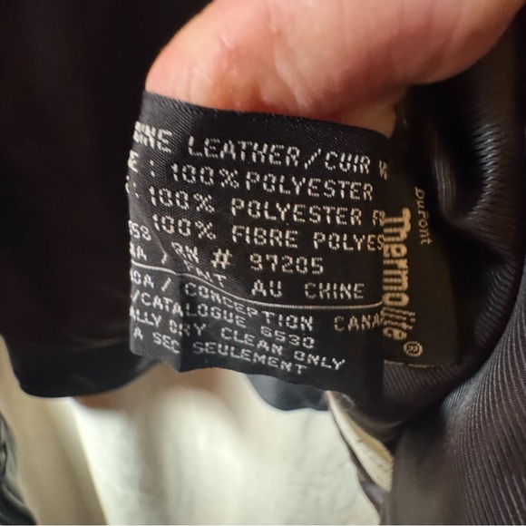 Danier Classic Black Leather Bomber Zip Jacket Thick Lined Vintage Moto 90s - Picture 15 of 16